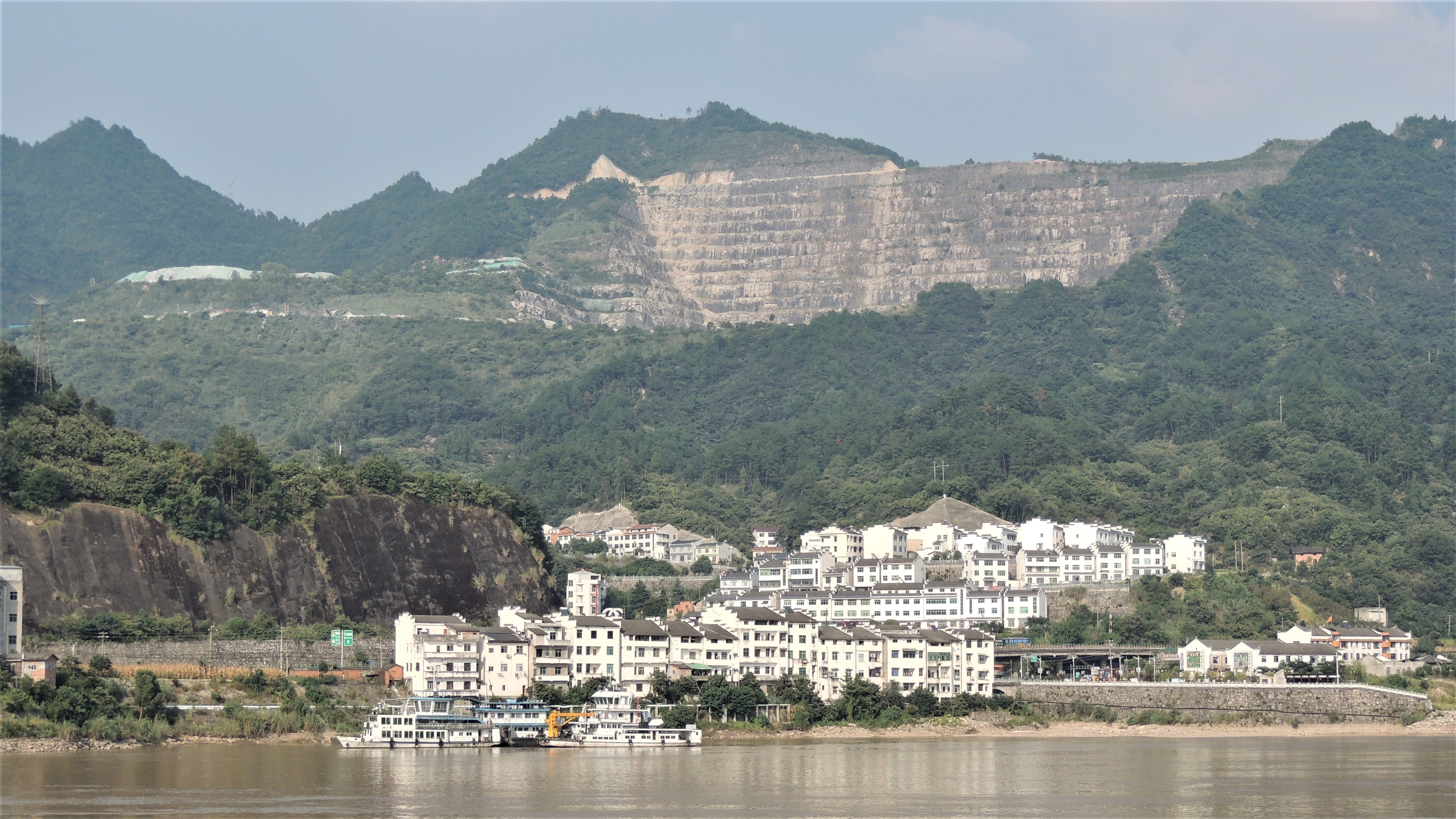 游山玩水在湘鄂-船游西陵峡