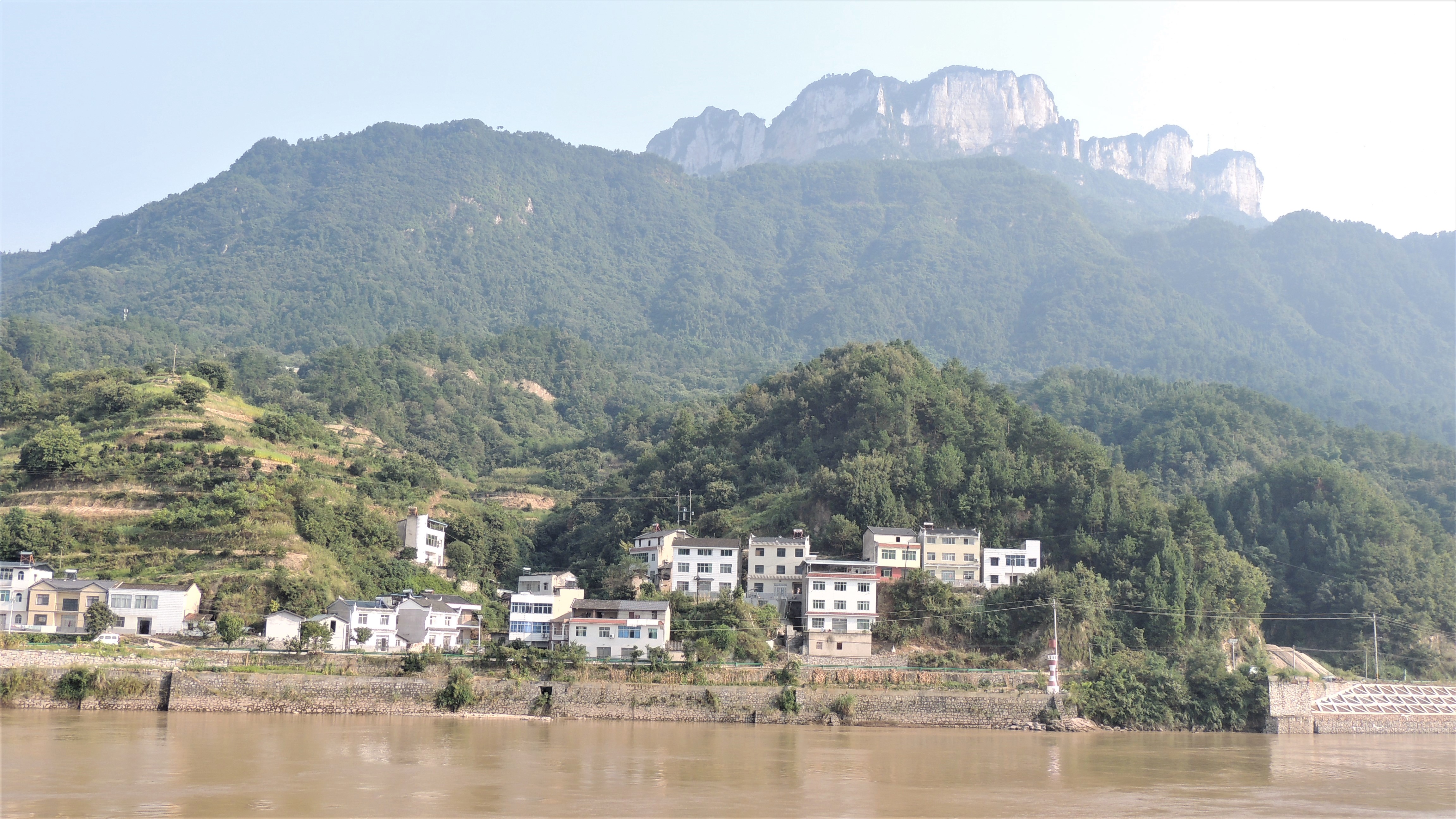 游山玩水在湘鄂-船游西陵峡