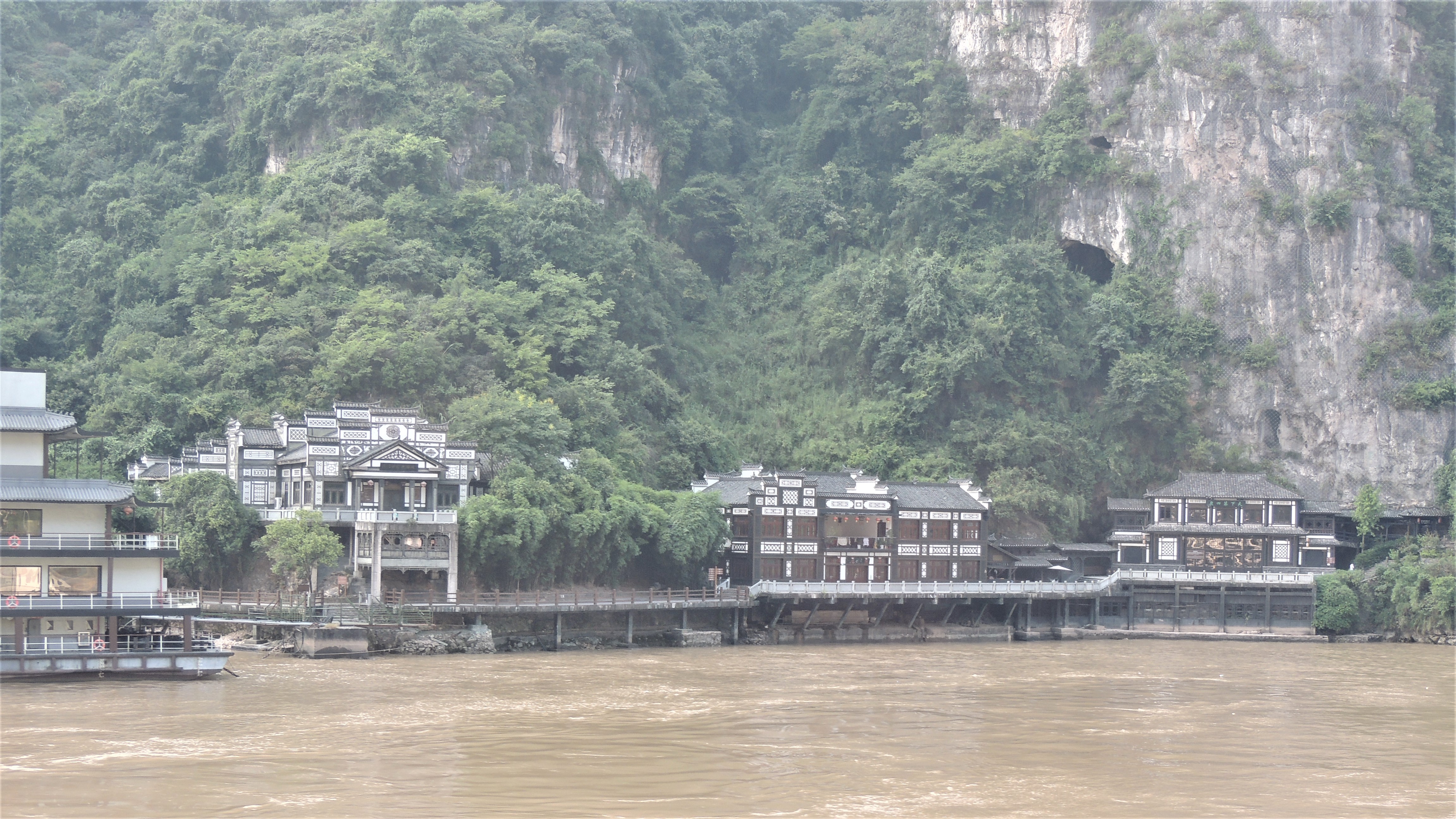 游山玩水在湘鄂-船游西陵峡