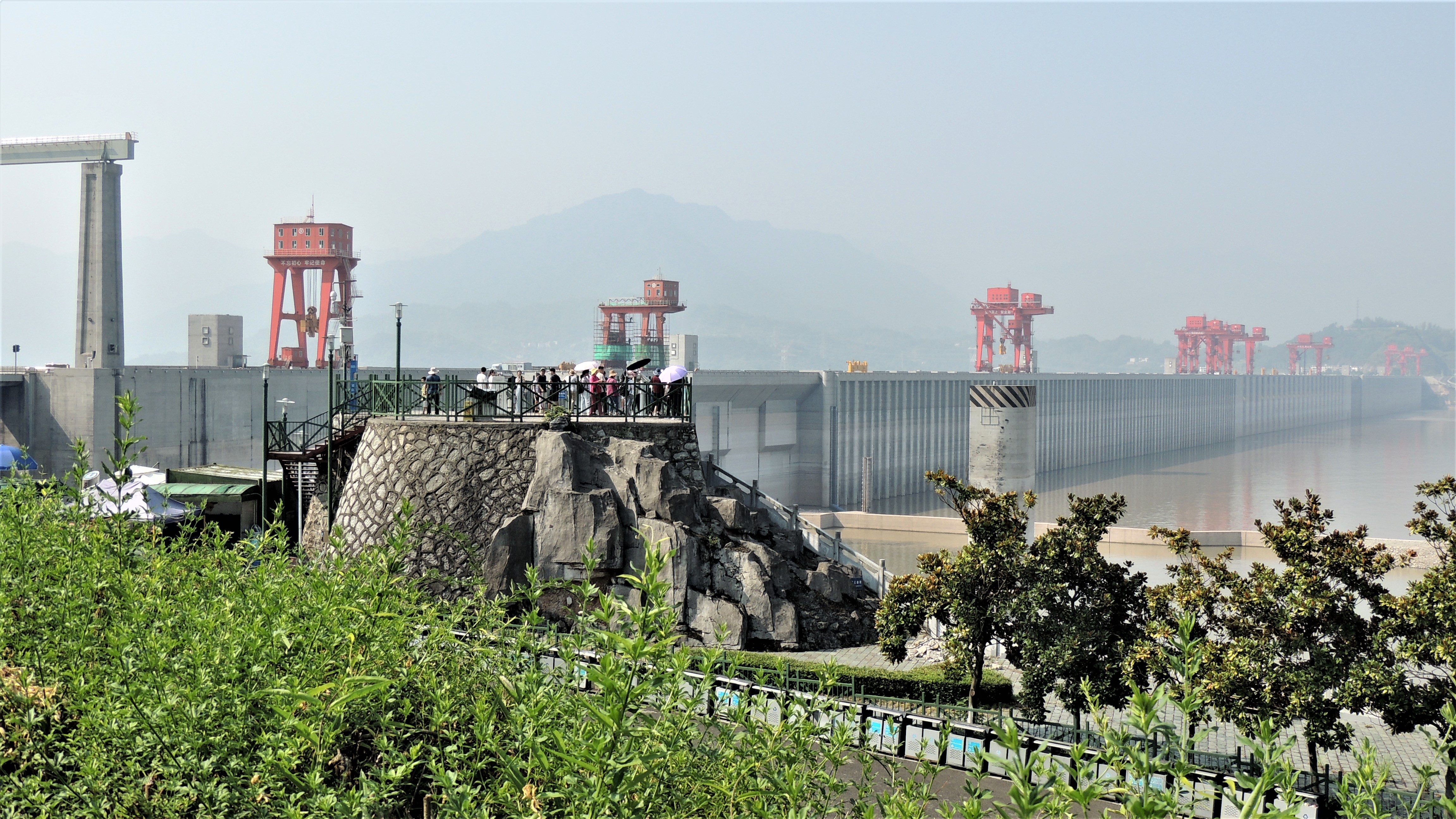 游山玩水在湘鄂-三峡大坝