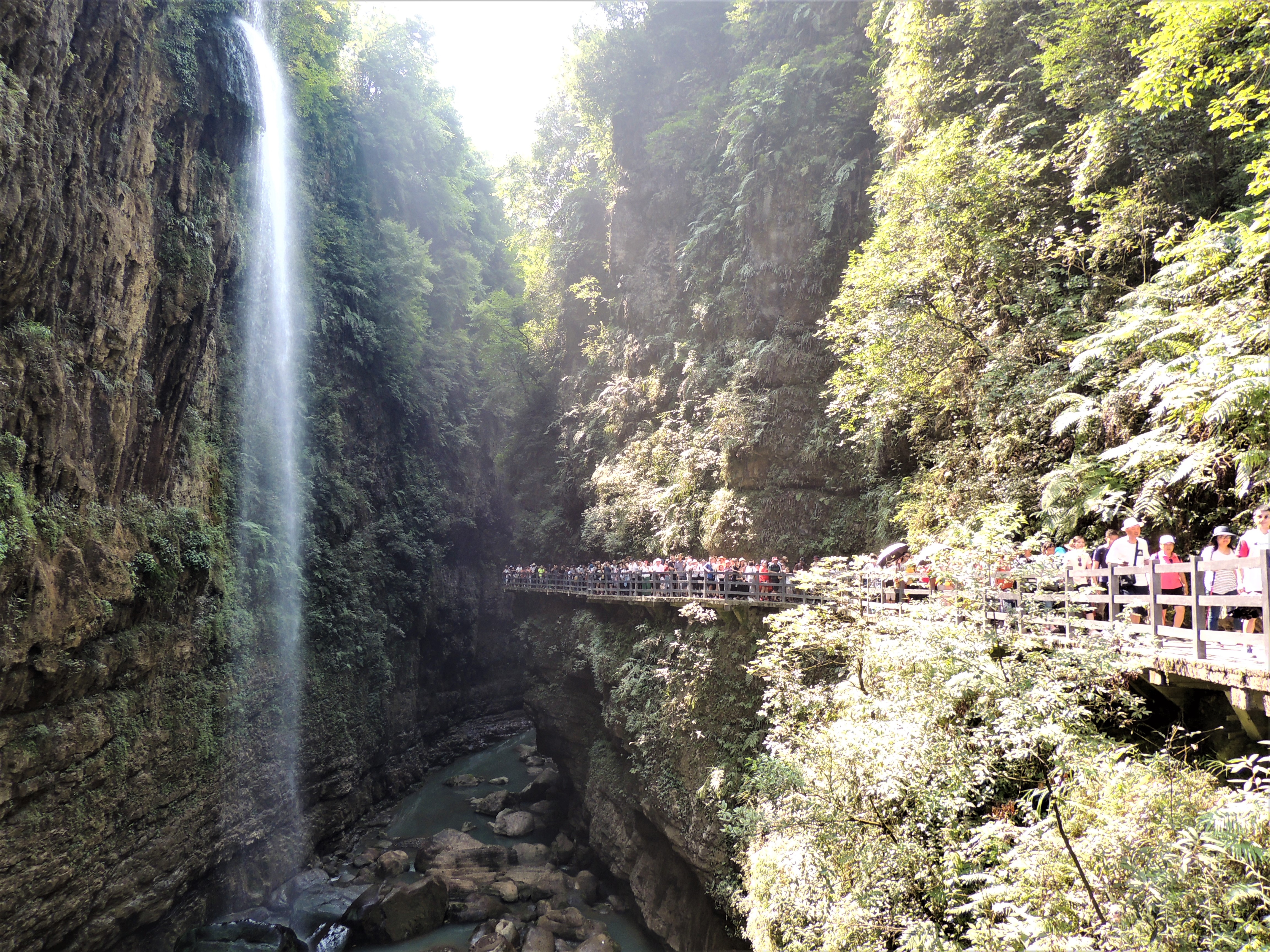 游山玩水在湘鄂-恩施大峡谷云龙河地缝