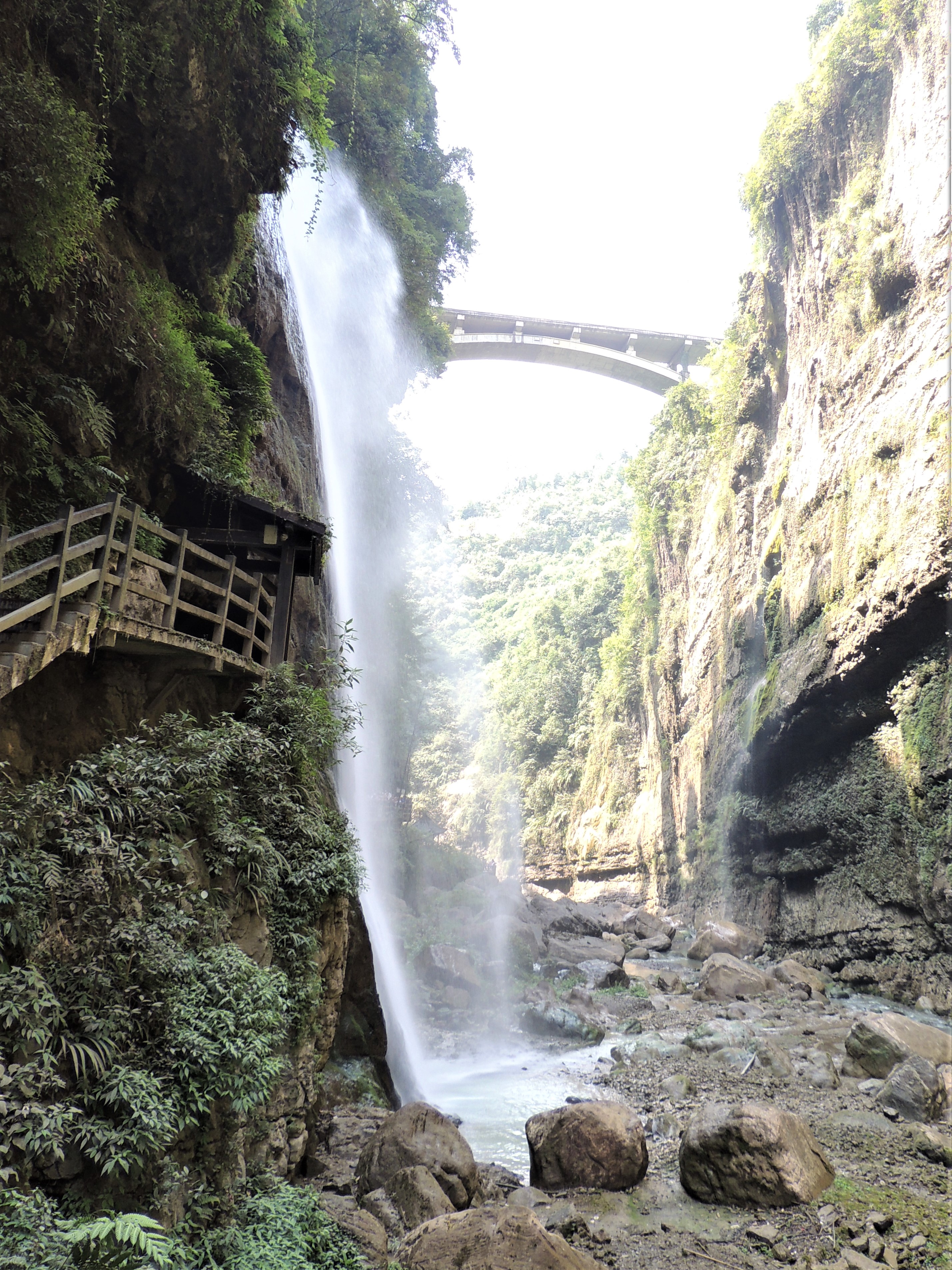 游山玩水在湘鄂-恩施大峡谷云龙河地缝