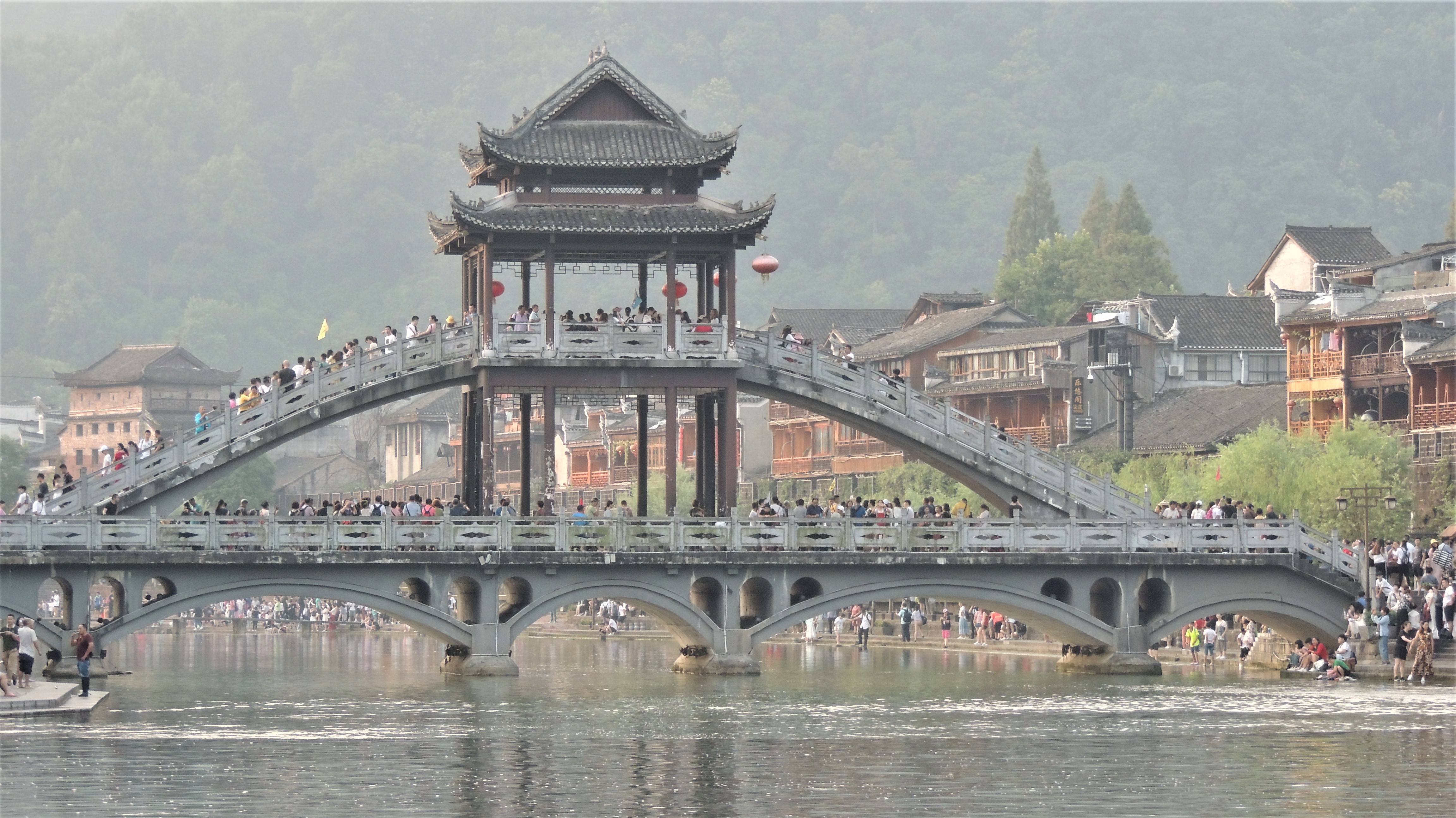游山玩水在湘鄂-凤凰古城