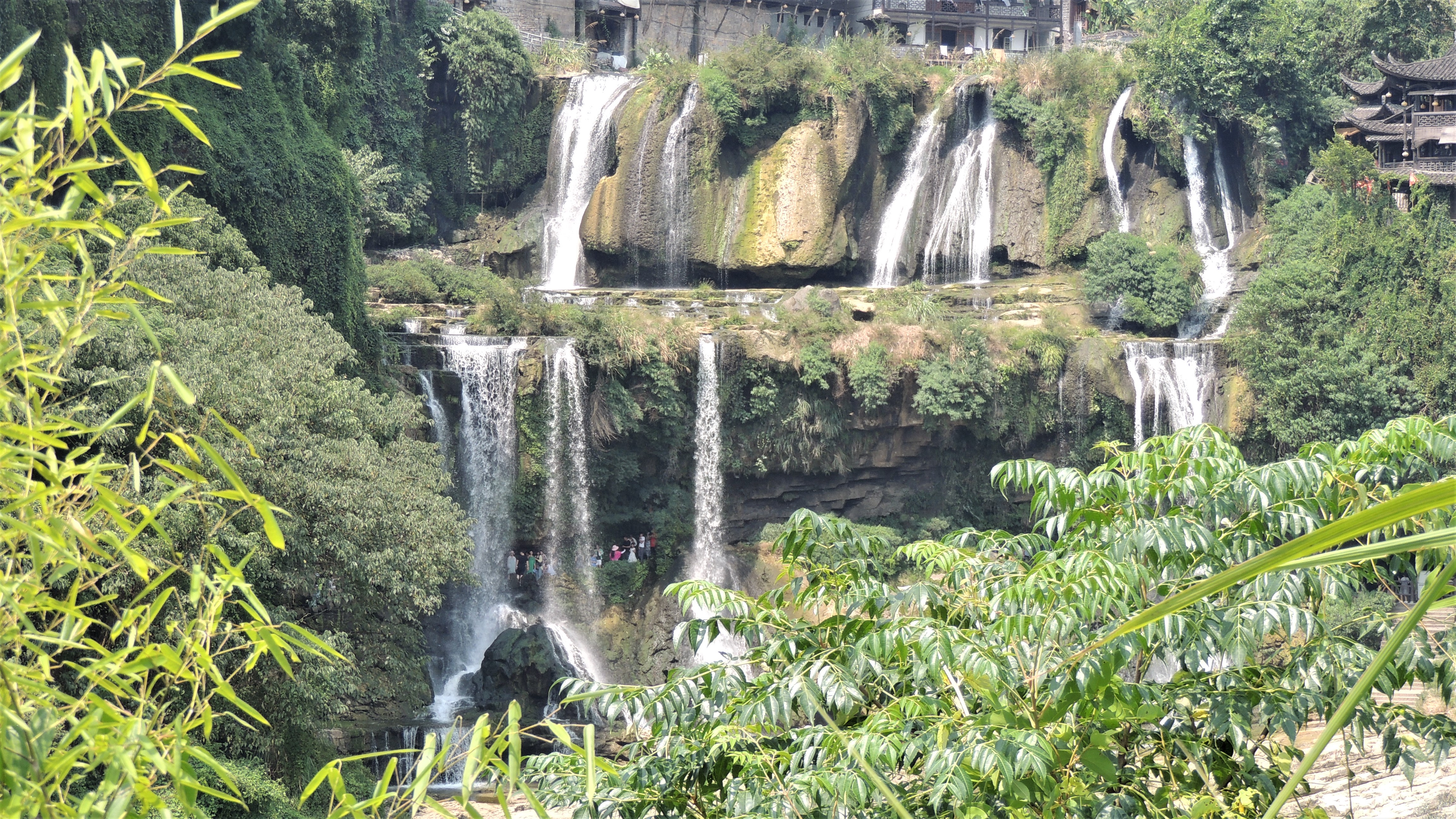 游山玩水在湘鄂-酉水画廊和芙蓉镇