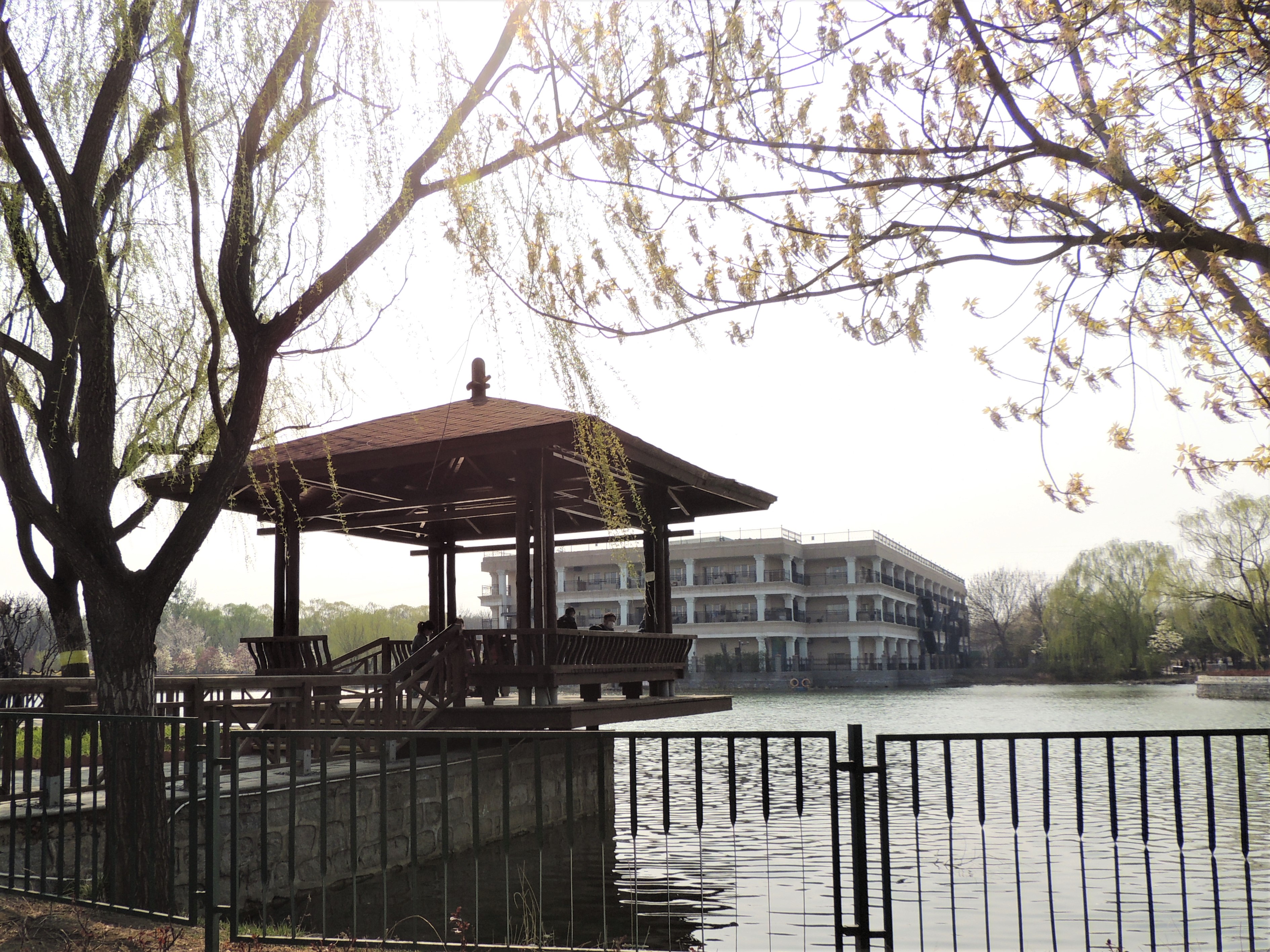 京城游-古塔公园